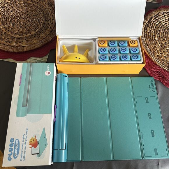 Plugo Gamepad & Plugo Count Hands on Math Kit by Shifu with Original Boxes - Picture 3 of 12